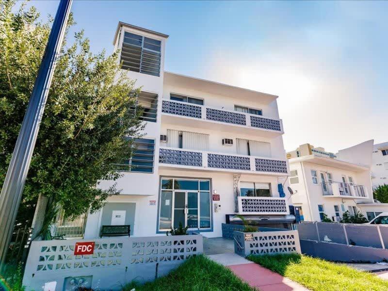 Deco Bungalow 1Block From Beach With Parking Μαϊάμι Μπιτς Εξωτερικό φωτογραφία